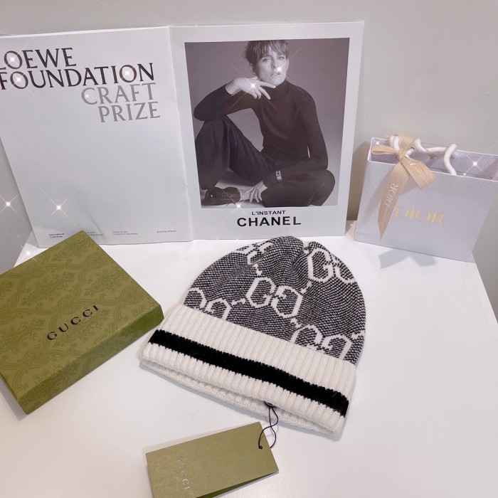 Streetwear Hat Gucci 329385