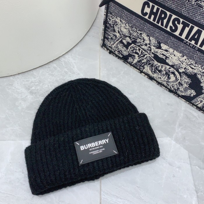 Streetwear Hat BURBERRY 329399