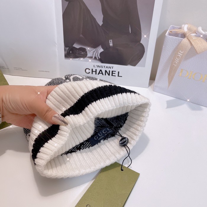 Streetwear Hat Gucci 329385