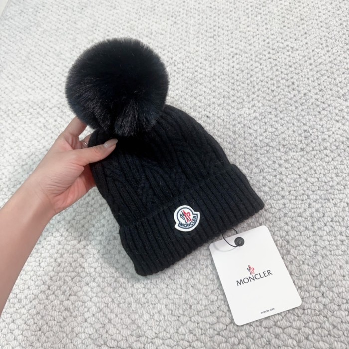 Streetwear Hat Moncler 329303