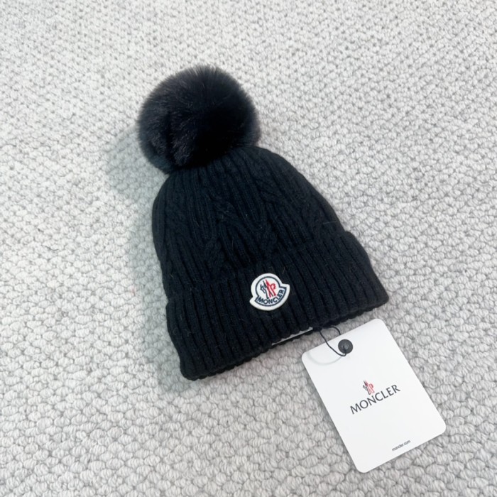 Streetwear Hat Moncler 329303