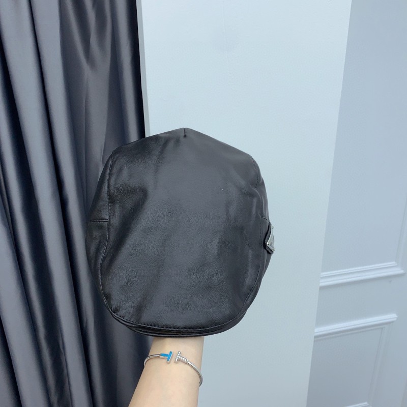 Streetwear Hat Prada 329160