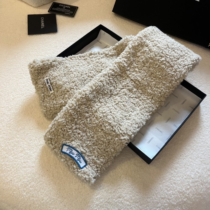 Streetwear Scarf miumiu 329194