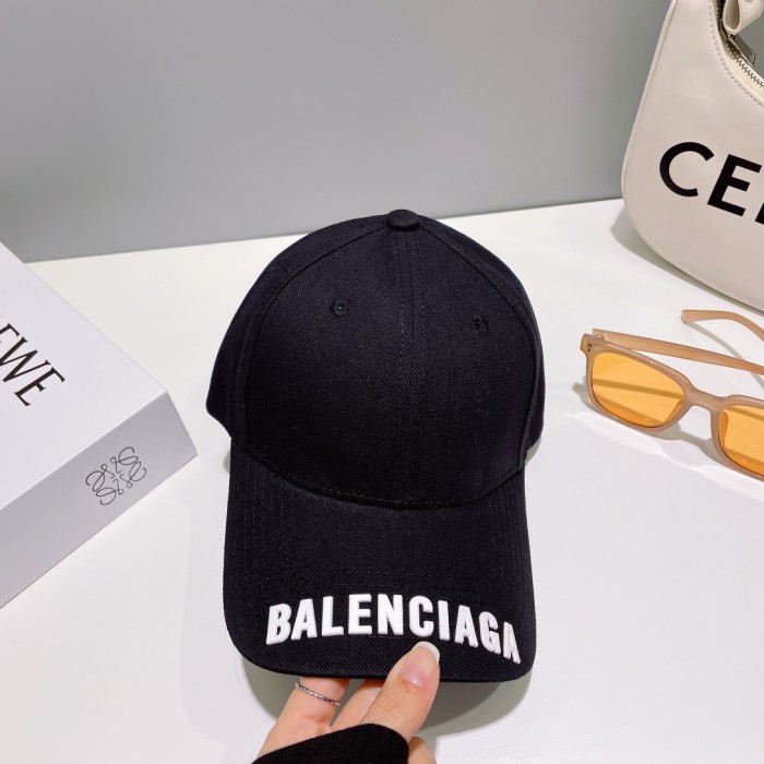 Streetwear Hat BALENCIAGA 329033