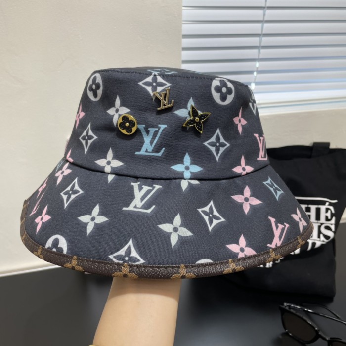 Streetwear Hat LV 329049