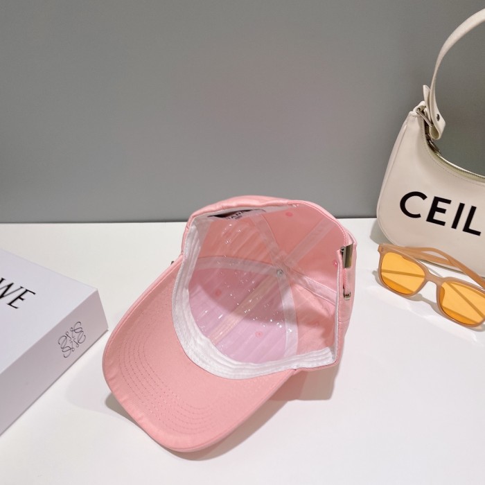 Streetwear Hat Chanel 329030