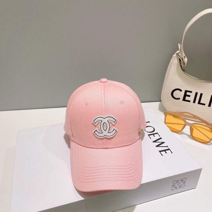 Streetwear Hat Chanel 329030