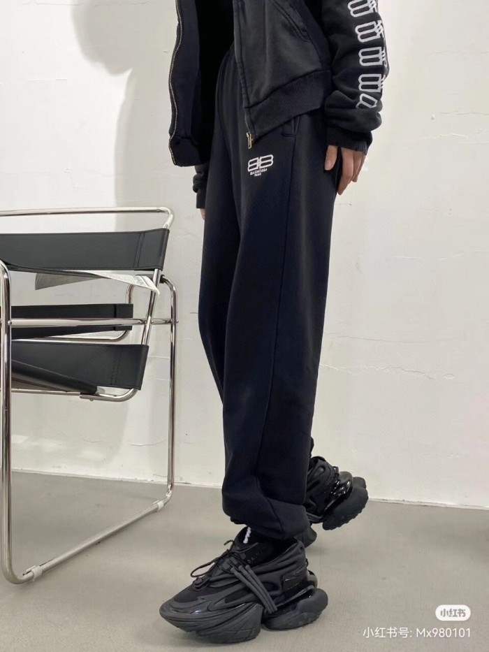 Clothes Balenciaga 800