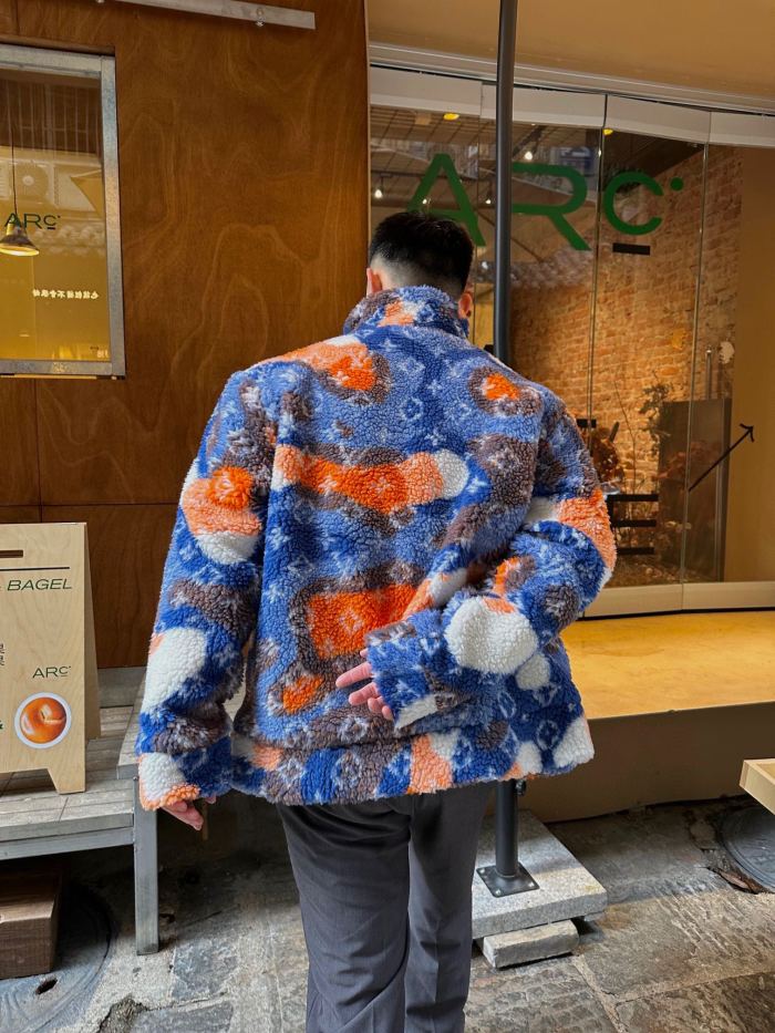 Clothes Louis Vuitton 1078