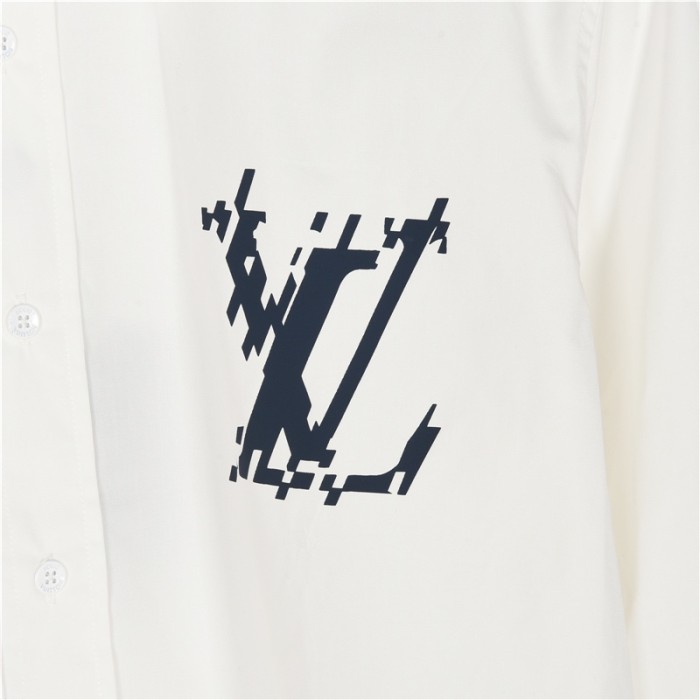 Clothes Louis Vuitton 1077