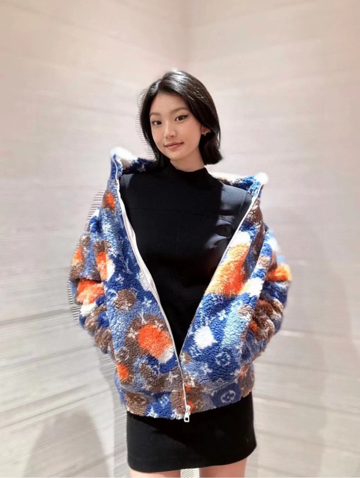 Clothes Louis Vuitton 1078