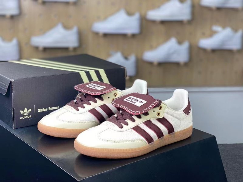 adidas Campus 00s White brown long shoelaces