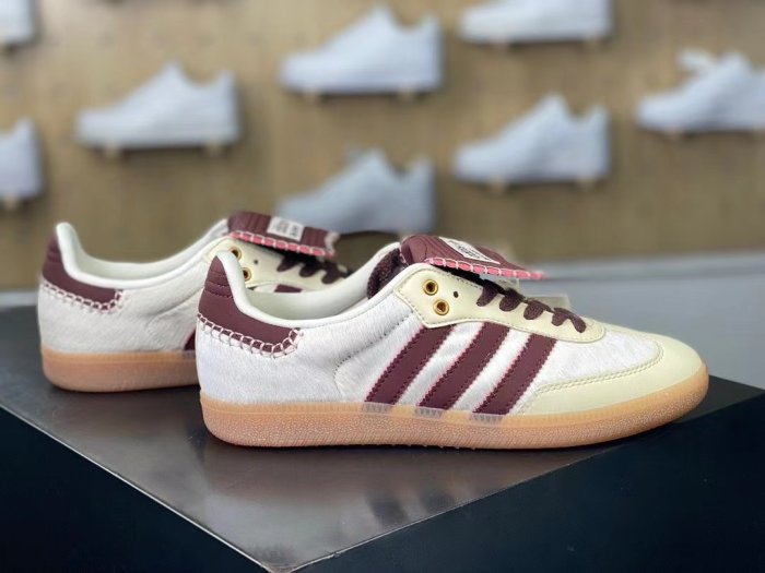 adidas Campus 00s White brown long shoelaces