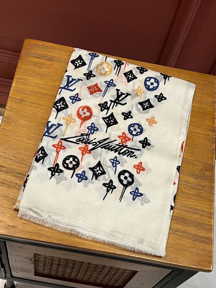 Streetwear Scarf LV 328992 SIZE:110*200cm