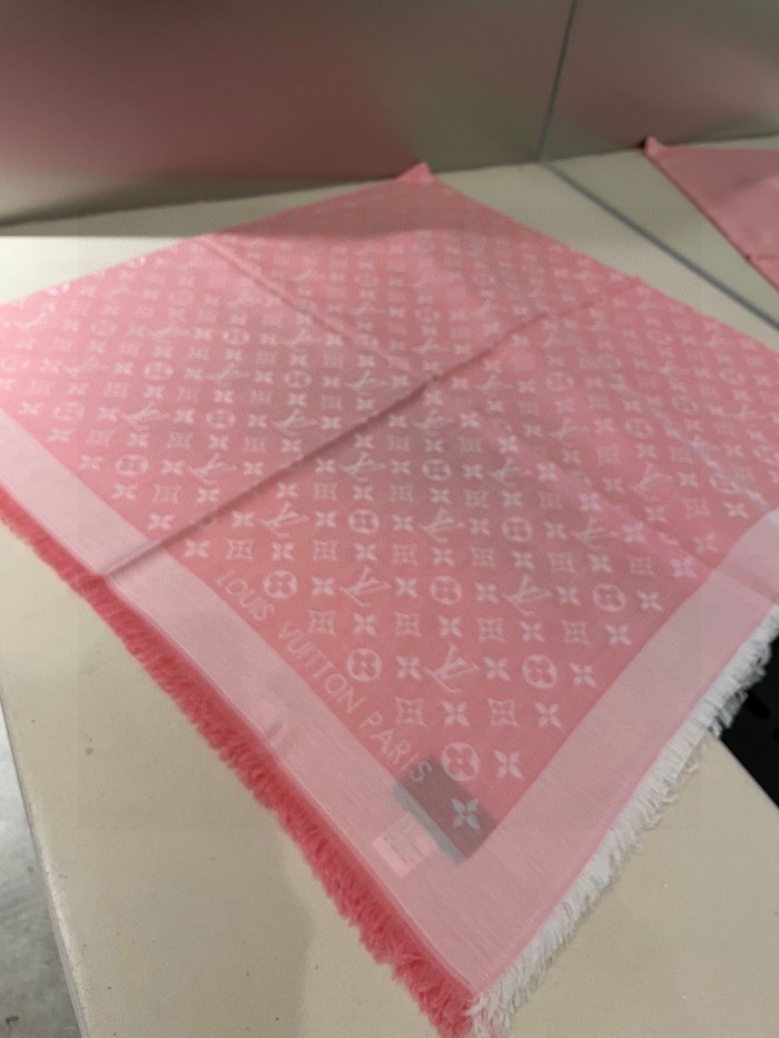 Streetwear Scarf LV 328940 SIZE:65*185cm