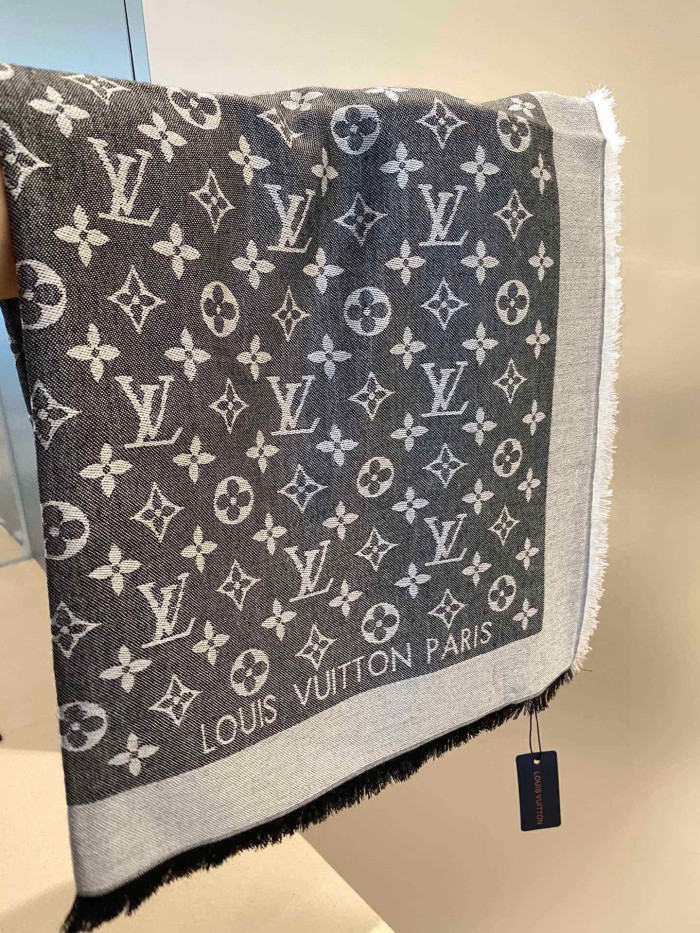 Streetwear Scarf LV 328946 SIZE:140*140cm