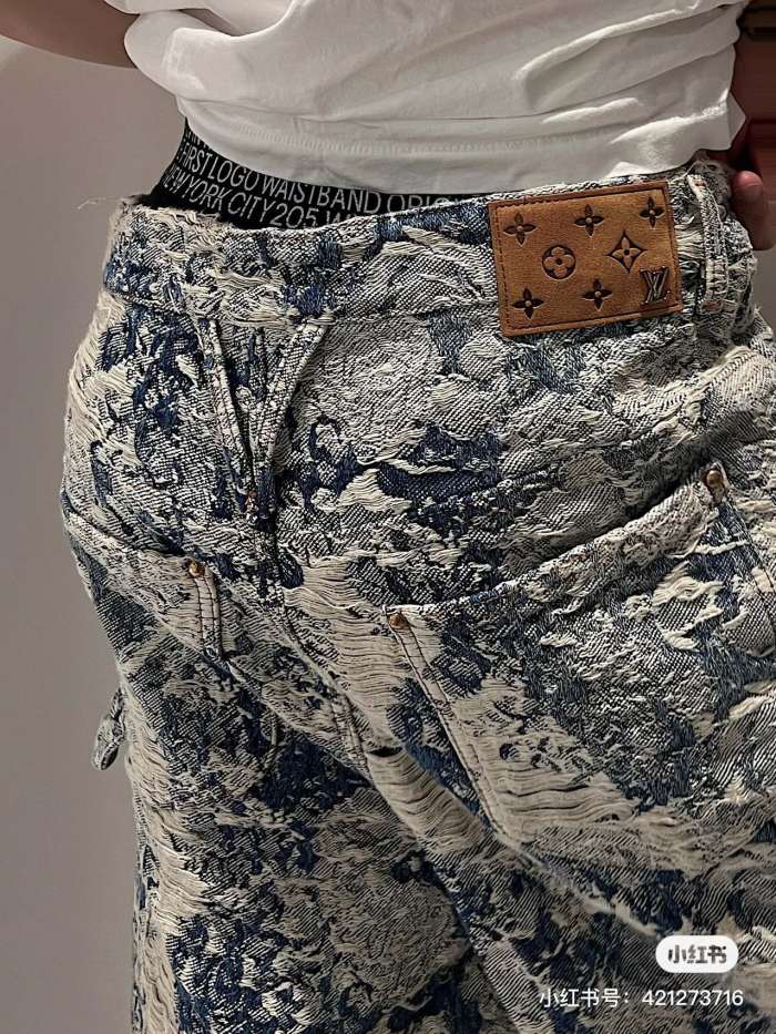 Clothes Louis Vuitton 1090