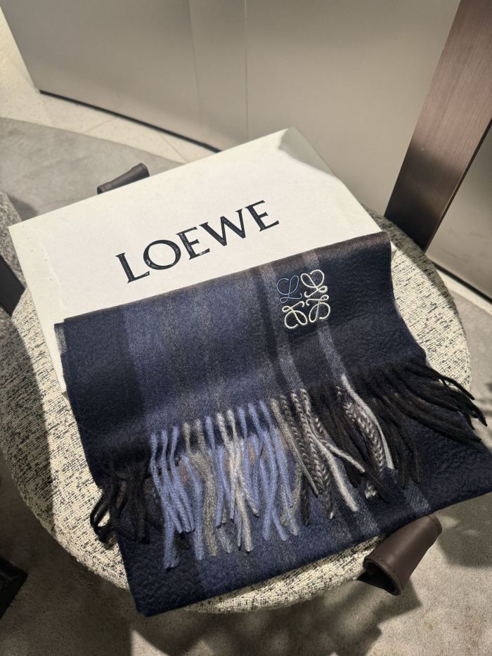 Streetwear Scarf Loewe 328962 SIZE:40*180cm