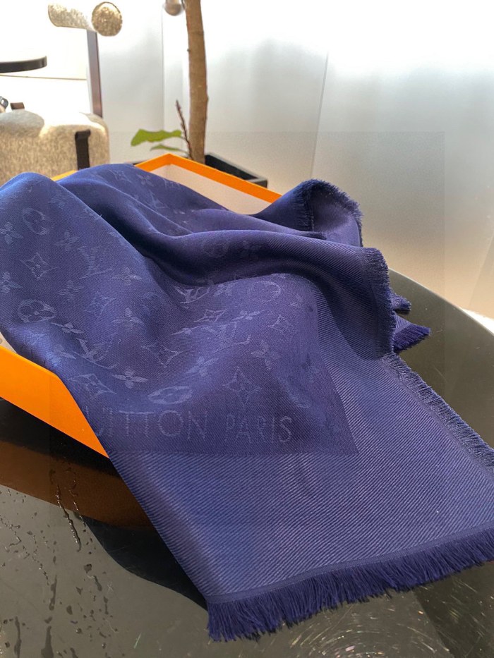 Streetwear Scarf LV 328938 SIZE:140*140cm