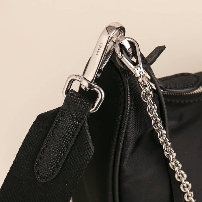 handbag prada 1418 size 22*16*6 cm