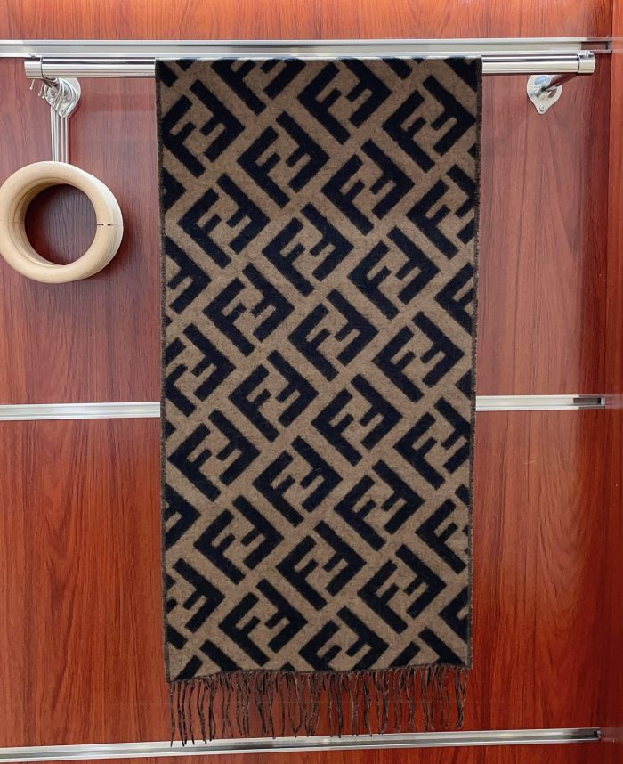 Streetwear Hat Fendi 328876