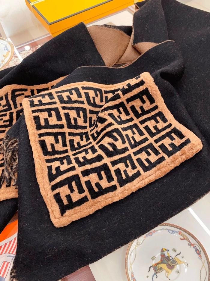 Streetwear Scarf FENDI 328834 size:38cm*210cm