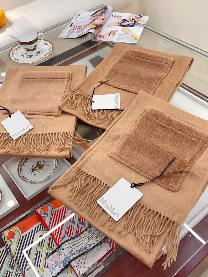 Streetwear Scarf MAXMARA 328836 size:35cm*210cm