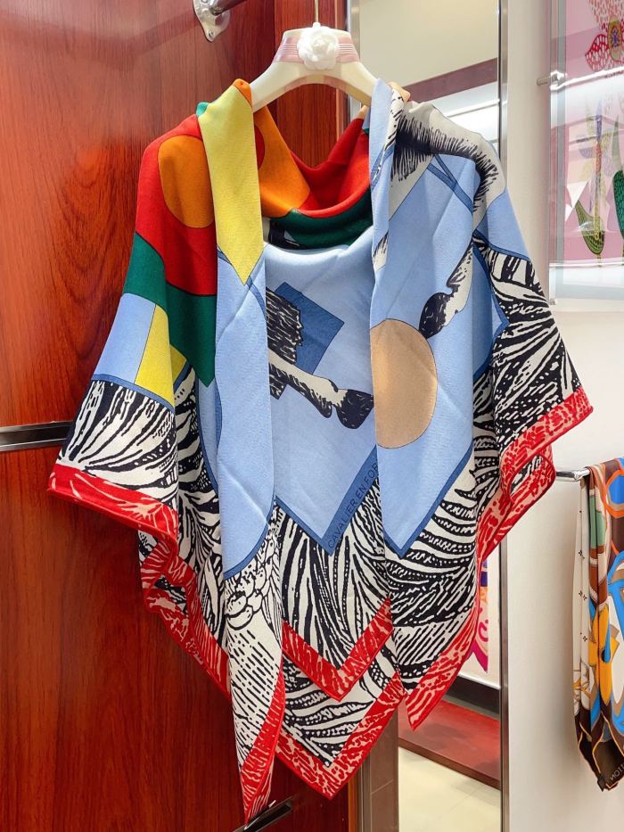 Streetwear Scarf Hermes 328843 size: 140cm*140cm