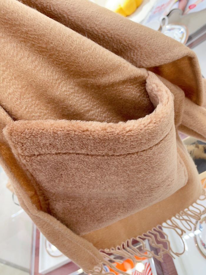 Streetwear Scarf MAXMARA 328836 size:35cm*210cm