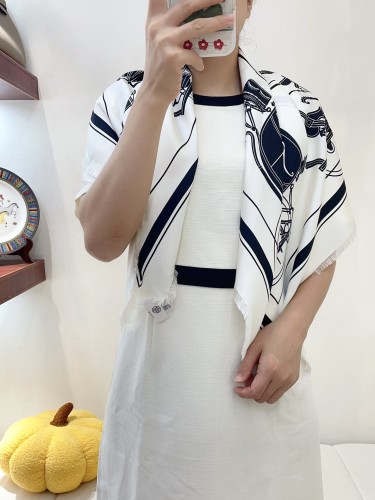 Streetwear Scarf CHANEL 328803 size:180*35cm