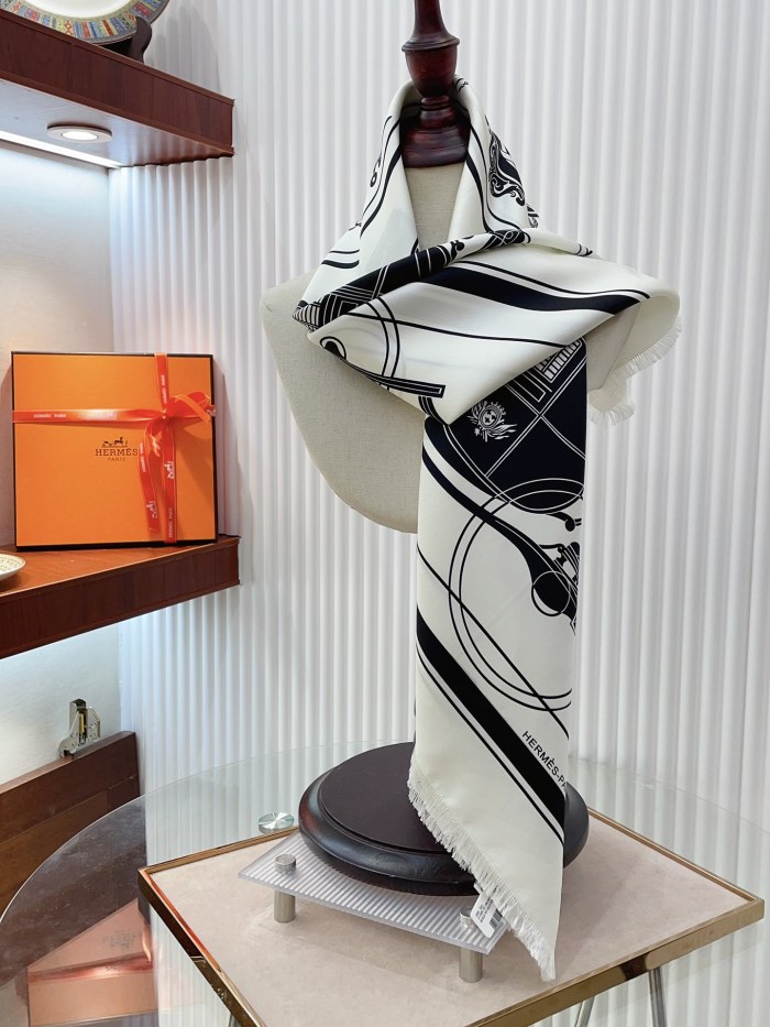 Streetwear Scarf CHANEL 328803 size:180*35cm