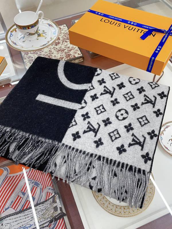 Streetwear Scarf LV 328862 SIZE:45*210cm