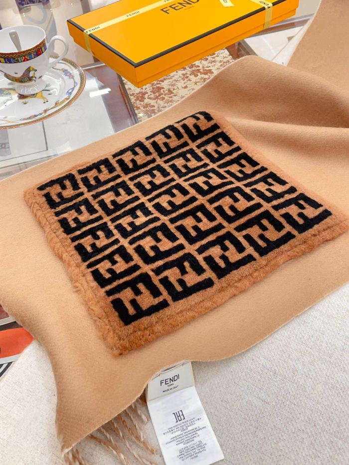 Streetwear Scarf FENDI 328835 size:38cm*210cm