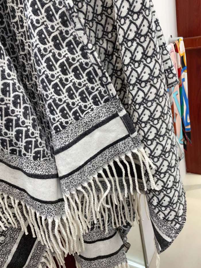 Streetwear Scarf Dior 328809 size:140*140cm