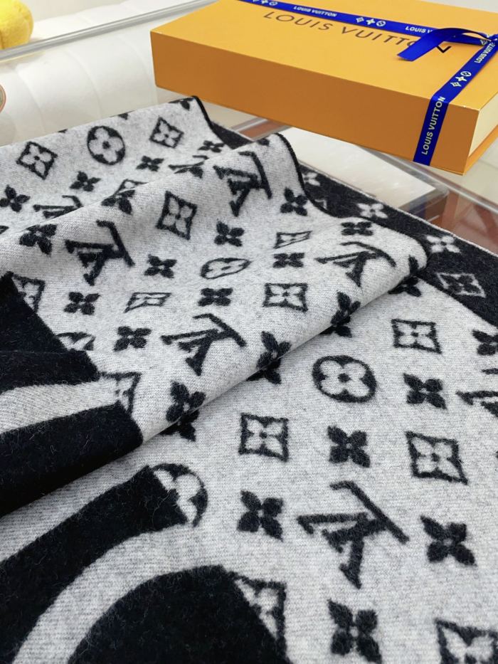 Streetwear Scarf LV 328862 SIZE:45*210cm