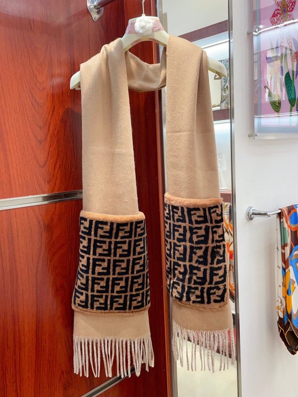 Streetwear Scarf FENDI 328835 size:38cm*210cm