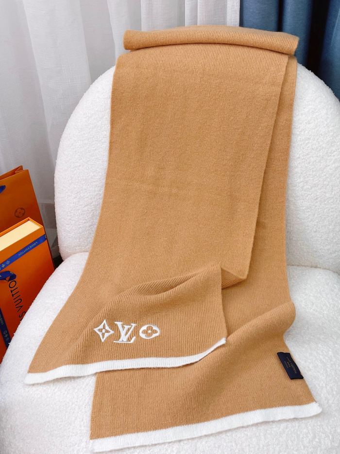 Streetwear Scarf LV 328864 SIZE:35*200cm