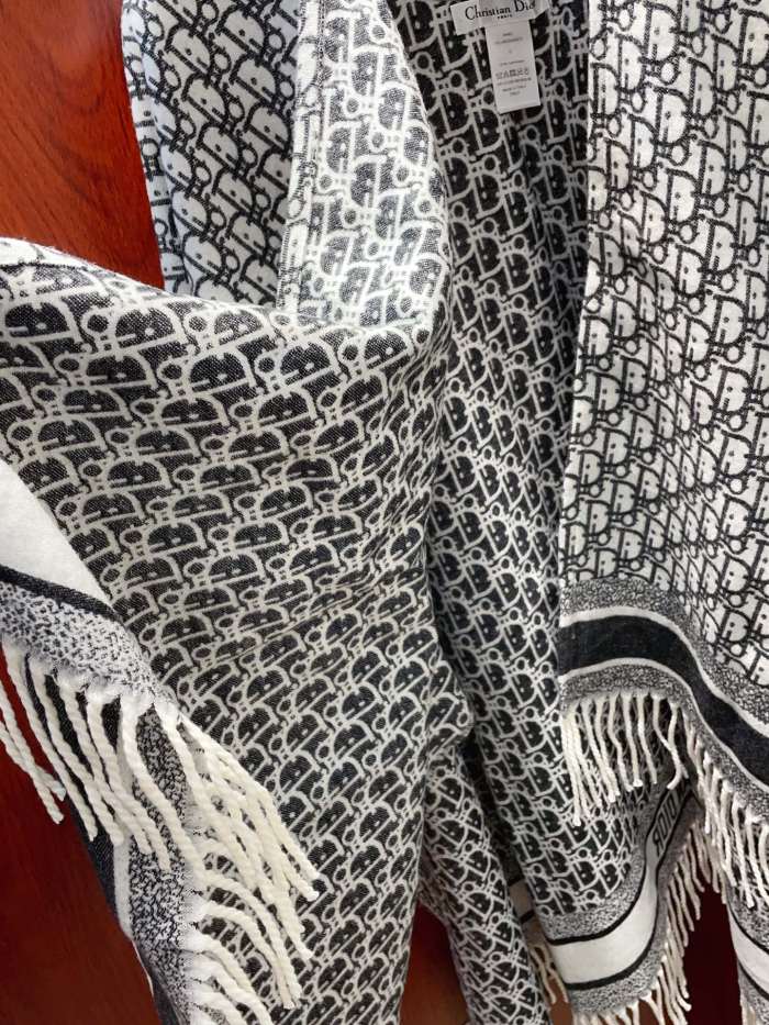 Streetwear Scarf Dior 328809 size:140*140cm