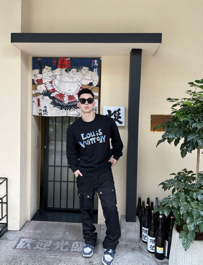 Clothes Louis Vuitton 1094