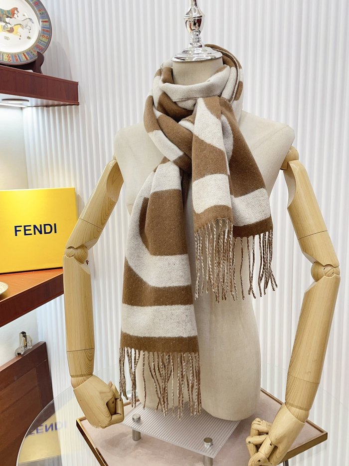 Streetwear Scarf FENDI 328752 SIZE:30*180cm
