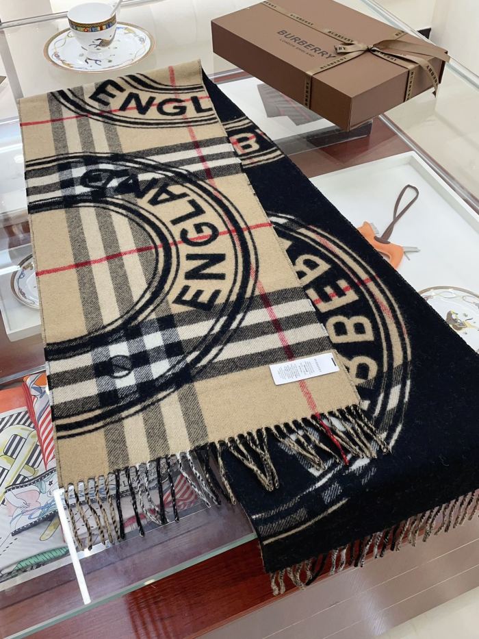 Streetwear Scarf Burberry 328791 SIZE:30*180cm