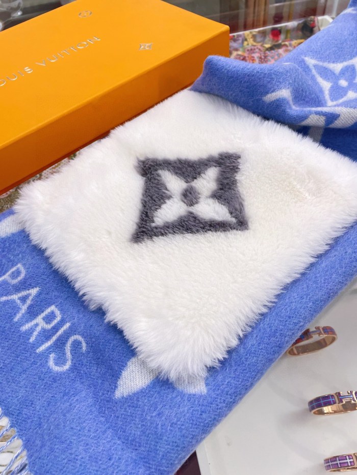 Streetwear Scarf LV 328794 SIZE:190 x 46