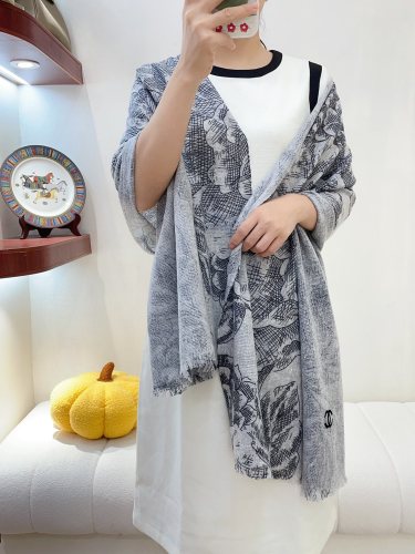 Streetwear Scarf CHANEL 328733 SIZE:70cm*180cm