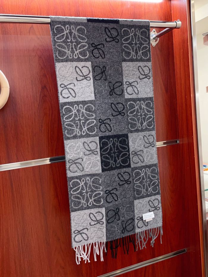 Streetwear Scarf Loewe 328730 SIZE:40x200cm