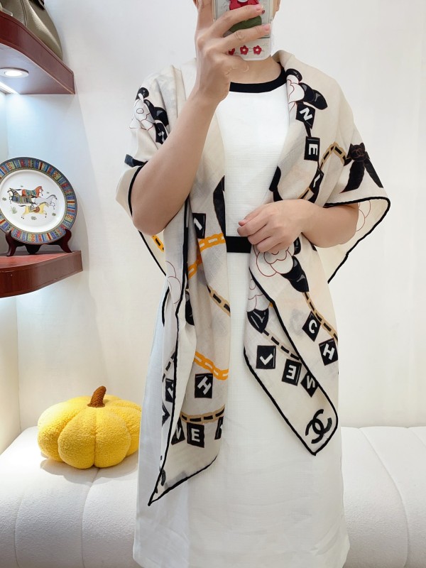 Streetwear Scarf CHANEL 328743 SIZE:140*140cm