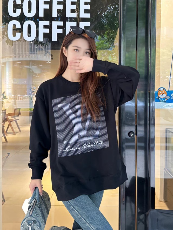 Clothes Louis Vuitton 1110