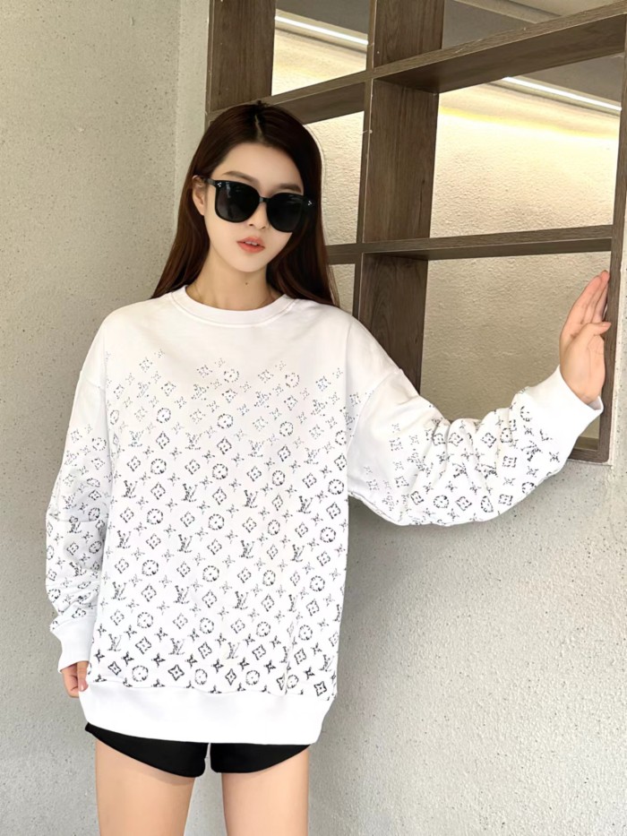 Clothes Louis Vuitton 1109