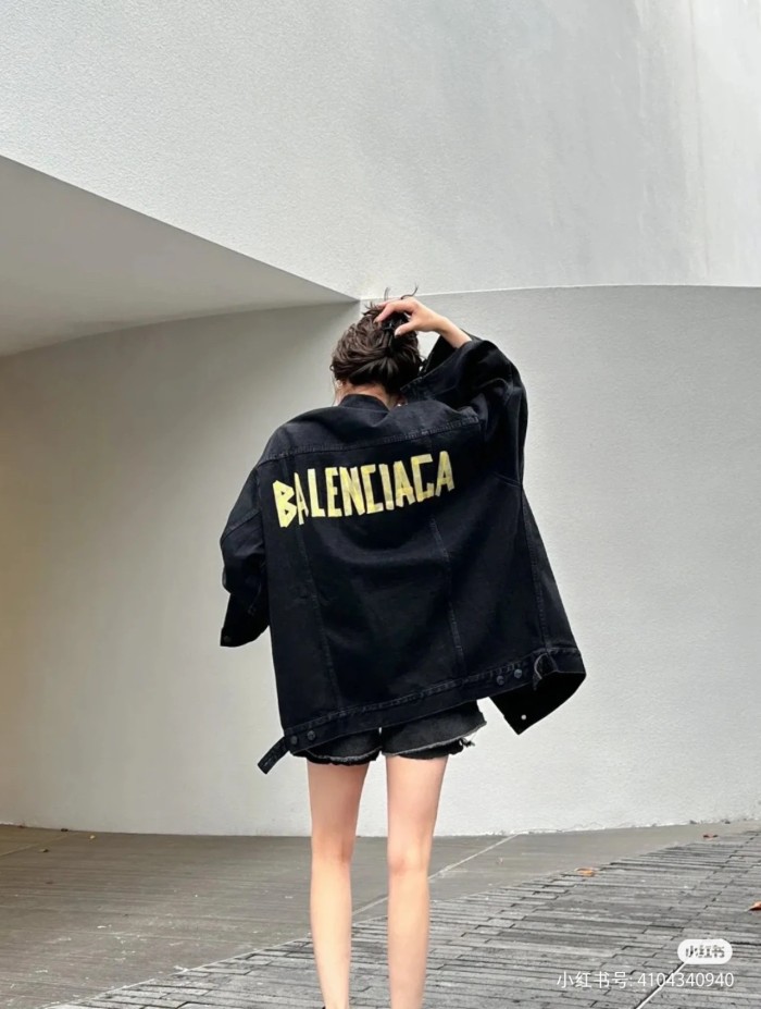 Clothes Balenciaga 822