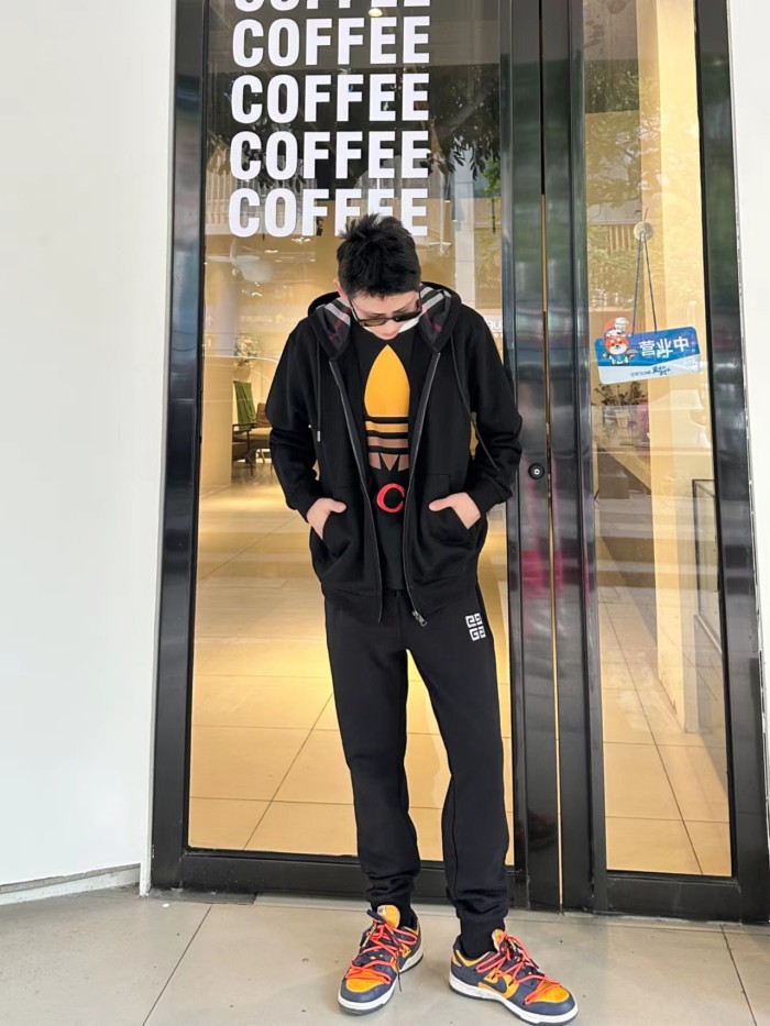 Clothes Givenchy 284