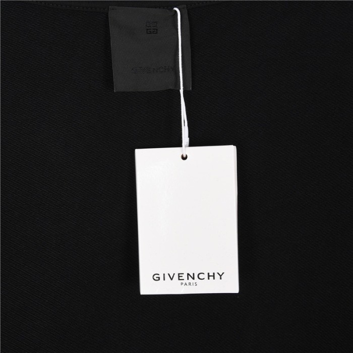 Clothes Givenchy 285
